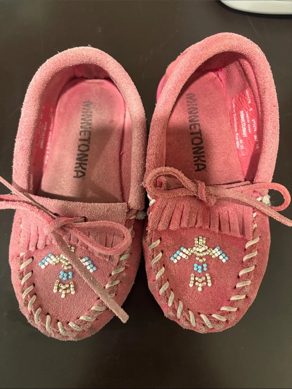 Minnetonka Kids Suede Moccasins in Rose Pink with Bead Detail